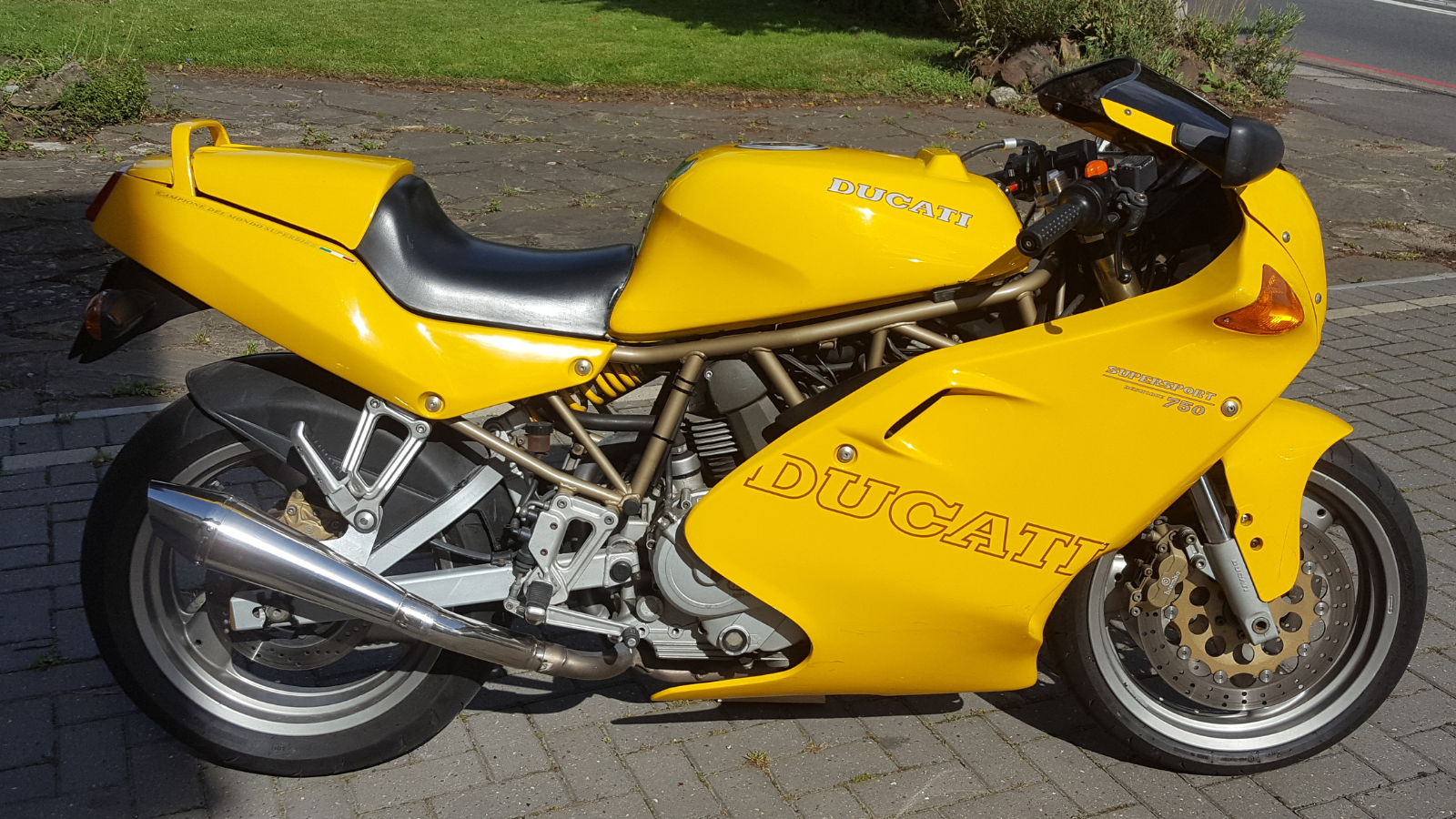 My 1997 Ducati 750 SS: A Timeless Beauty That Won’t Be Forgotten